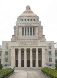 好きにしてください、国民ではお国に歯が立たないから