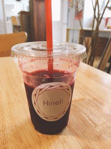 飲む輸血を飲みながら