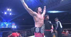 ジェイホワイトが棚橋弘至に完勝、若き外人IWGP王者の誕生