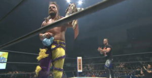 ジュースロビンソンとチェーズオーエンズの戦いは介入だらけのタイトルマッチに