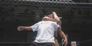 鈴木みのるがライガーを襲撃!試合開始前にゴッチ式パイルドライバーでKO