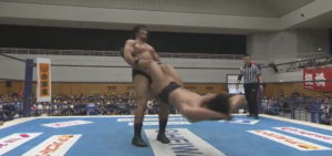 台風並か！？辻のジャイアントスイング炸裂。成田と海野は疑惑のカウント３？