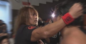 内藤哲也は継続してノーコメント。