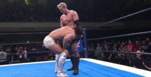 まだ2ヶ月続く前哨戦で飯伏幸太が型にはまってしまうとオカダカズチカには勝てない