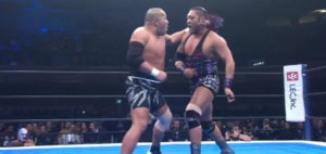 石井智宏の膝の負傷が心配|目立つテーピングと踏み込めていない左足