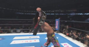 歴史的激闘！オスプレイと高橋ヒロムの次元を超えた試合は『TIME BOMBⅡ』が爆発！