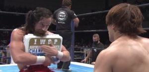 東京ドーム権利書がついに移動！ジェイ・ホワイトが飯伏幸太から勝利